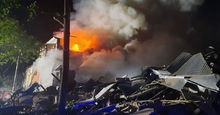 Zełenski: "Zemścimy się". Podano, w co trafił pocisk Kalibr w Charkowie