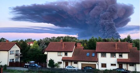 Nowe szczegóły od strażaków w Warszawie. Podano, czy są ofiary