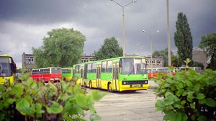 Istniała zaledwie kilka lat, ale na nią czekano – 34 lata temu otwarto zajezdnię przy ul. Darzyborskiej