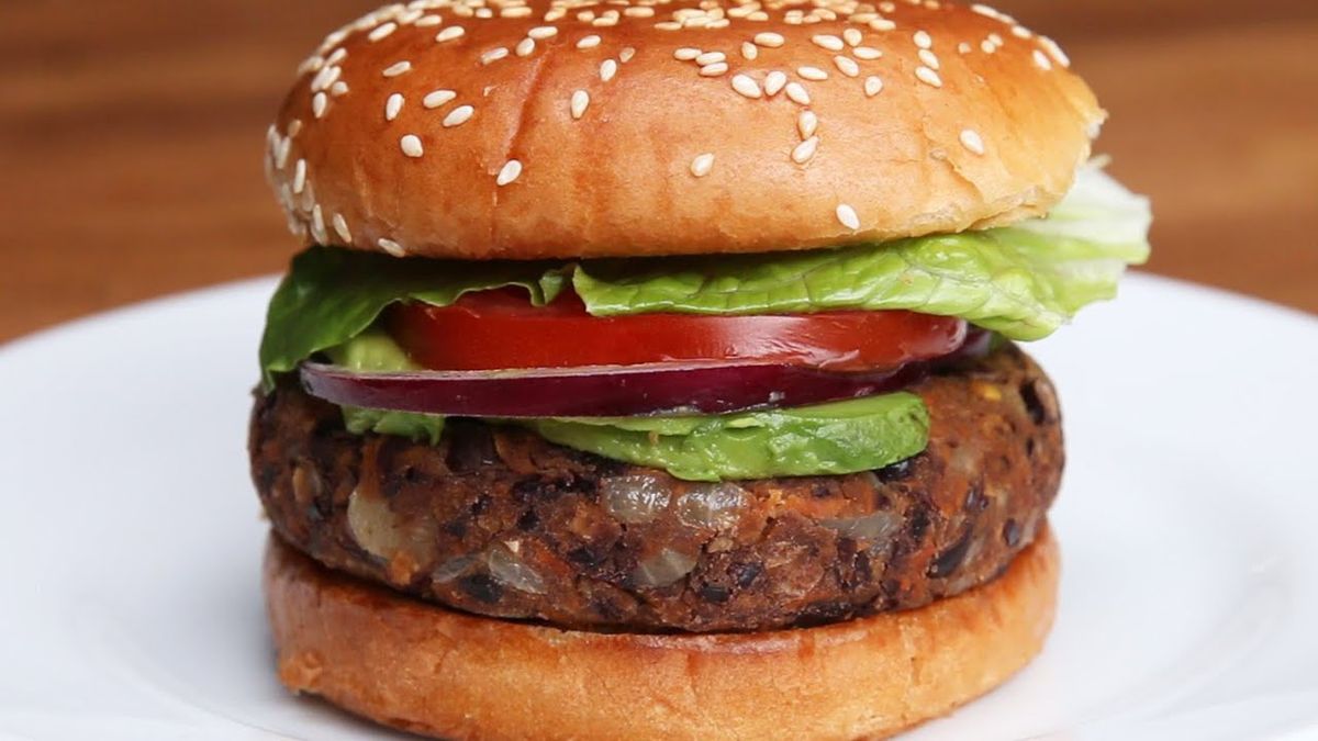 Burgery z fasoli to idealna propozycja dla wegetarian