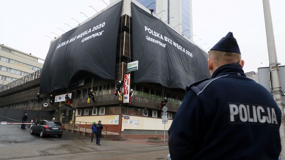 Aktywistom Greenpeace grozi 10 lat więzienia. Akt oskarżenia trafił do sądu 