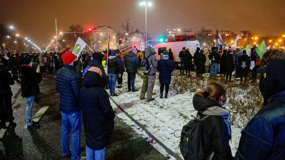 Strajk Kobiet. Wrocław. "Matki, żony i kochanki, dzisiaj chuliganki"