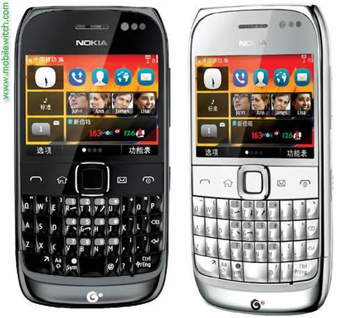 Nokia 702T (fot. mobilewitch.com)