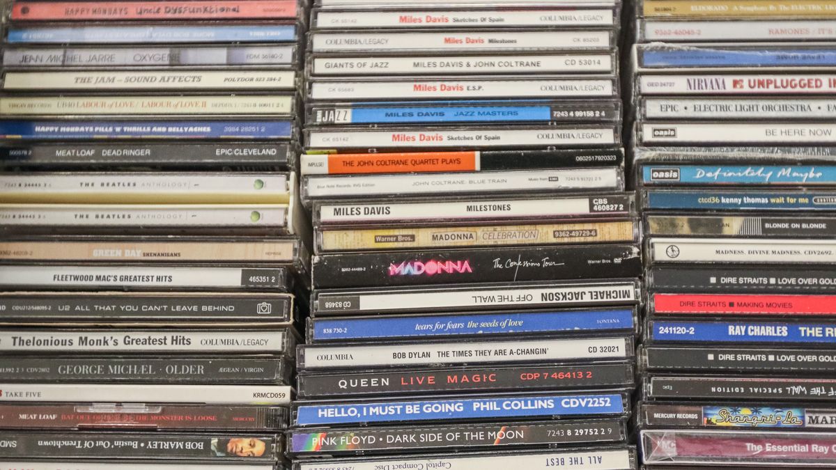 Bezprzewodowy, przewodowy, a może… taki i taki jednocześnie? Zobacz, jaki głośnik kupić 1