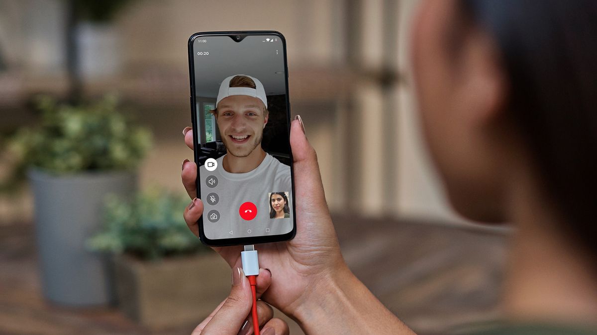 OnePlus 7 bez bezprzewodowego ładowania. Nie kupuję argumentacji firmy 1