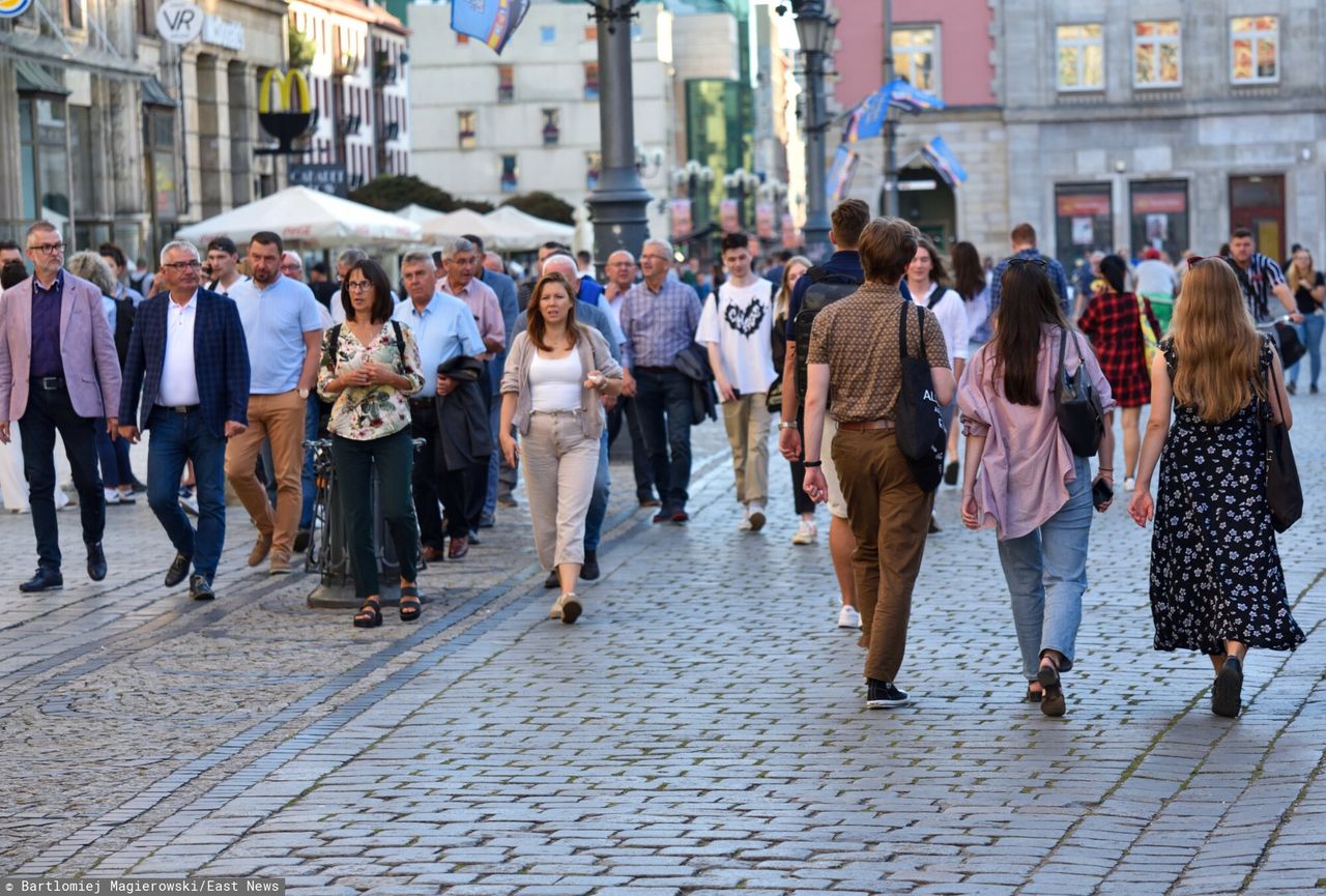 GUS ujawnił nową prognozę. Co to oznacza dla przyszłych emerytów?