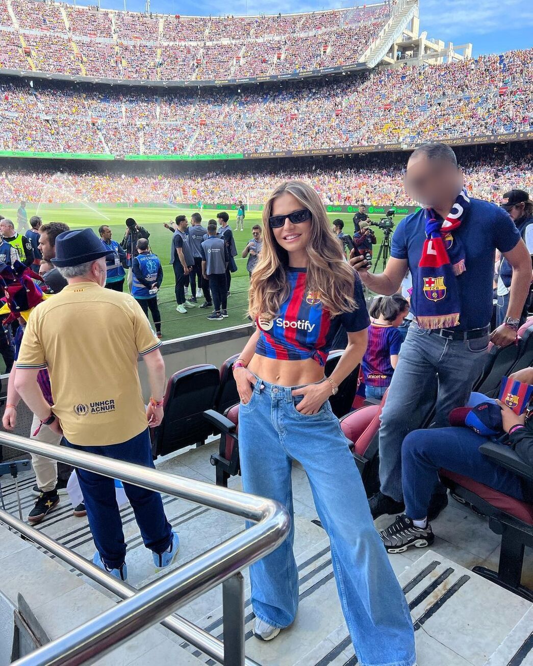 Anna Lewandowska kibicuje Robertowi. Towarzyszą jej córki