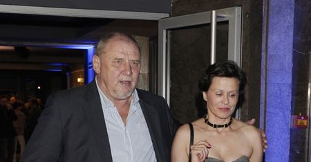 Była od niego 17 lat młodsza. O ich rozwodzie aż huczało