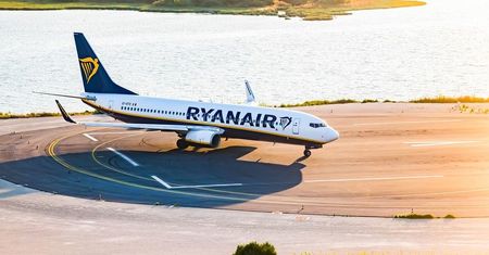 Ryanair wprowadza nowe zasady odprawy. Jeszcze wcześniej na lotnisku