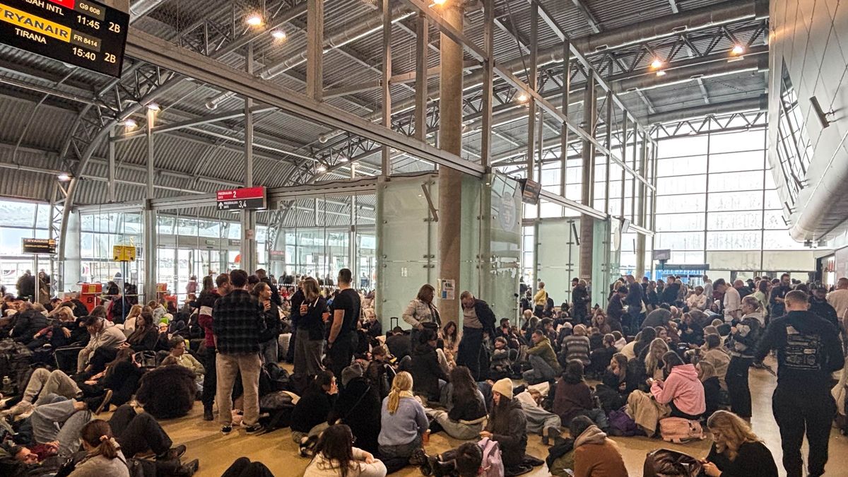 "Dantejskie sceny" w Modlinie. Oto co mówili podróżni