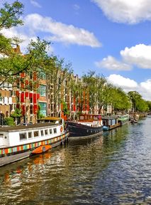 Domy z lumpeksu. Amsterdam stawia na budynki zero waste