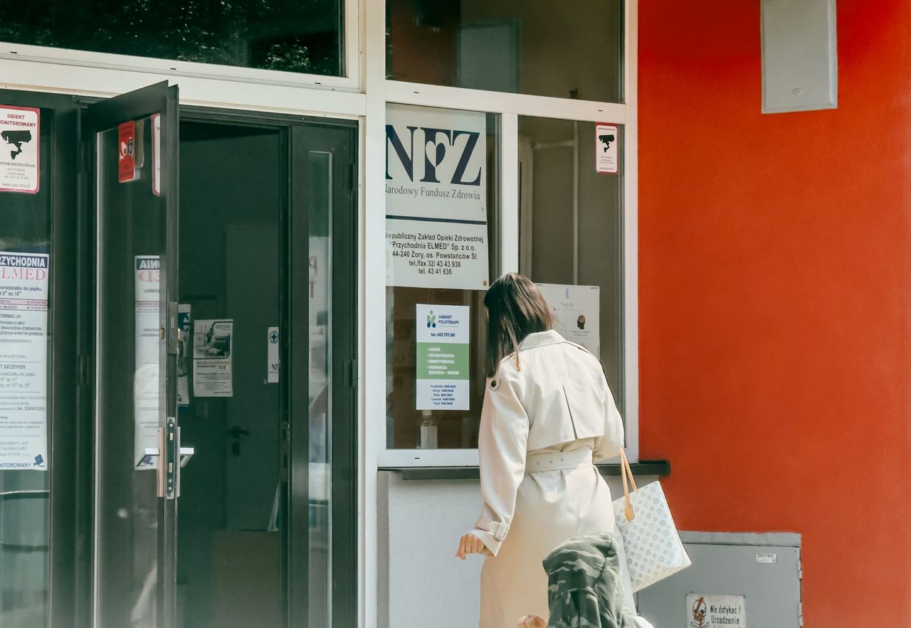 Eksperci SGH: profilaktyka przegrywa z medycyną naprawczą. Potrzeba stabilnego finansowania