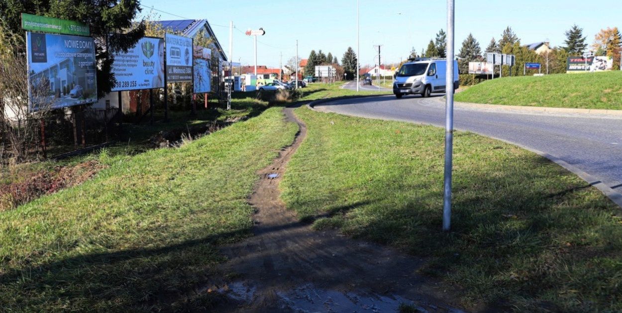 Mielec: Będą zmiany dla pieszych przy DW985 na Osiedlu Rzochów