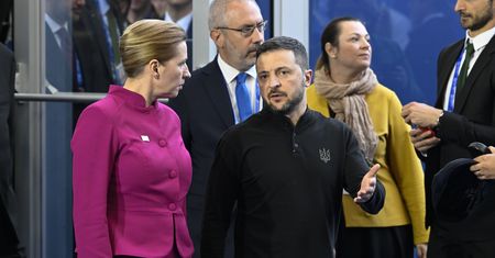 Kontrowersyjny pomysł Zełenskiego. Każdy Ukrainiec ma dostać "stówę"