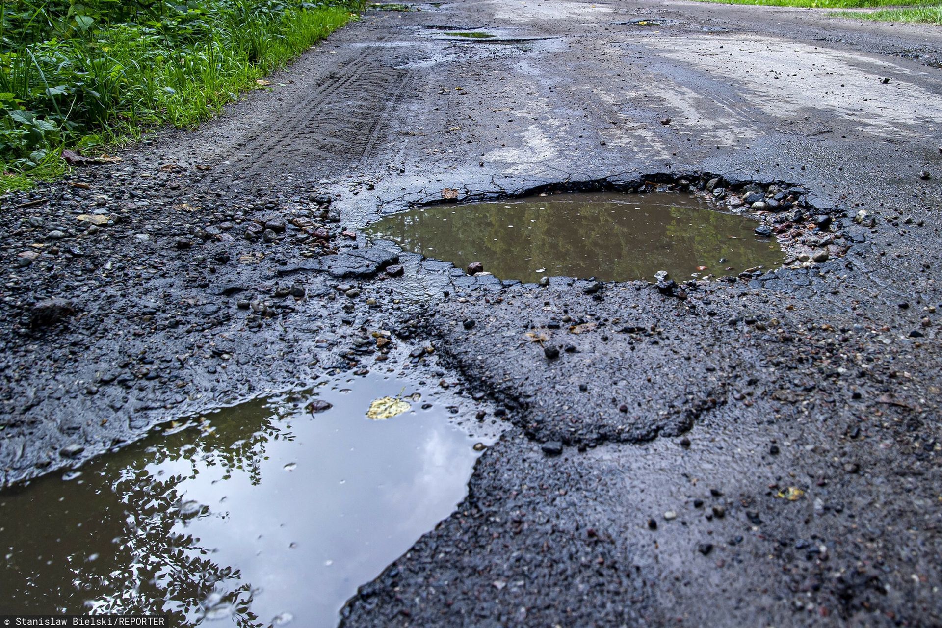 Spór o 400 metrów drogi. Sprawa wraca od sześciu lat