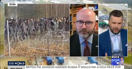Internauci kpią z TVP World. "Światowa telewizja niedostępna za granicą"