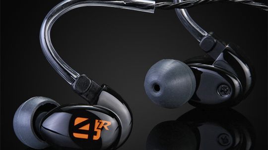 Czterodrożne słuchawki w uszach? Westone ma na to receptę 1