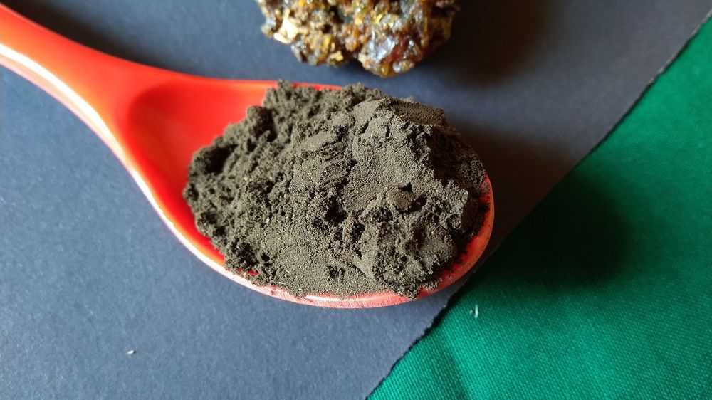 Guggul wspiera krążenie krwi i często jest wykorzystywany do łagodzenia stanów zapalnych