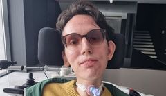 Osoby z niepełnosprawnościami w kampanii x-komu i Fundacji Avalon