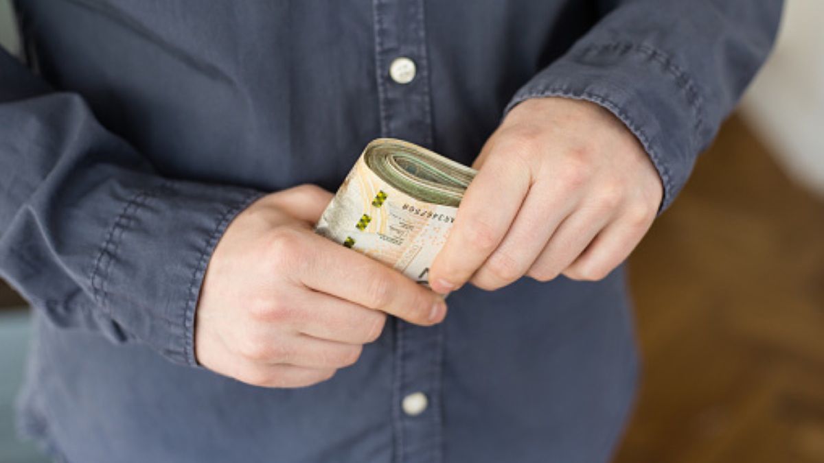 Jak zaoszczędzić więcej pieniędzy?