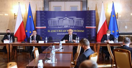 Wygaszanie kopalń. Podpisano umowę społeczną. "Śląsk nadal ważnym regionem"