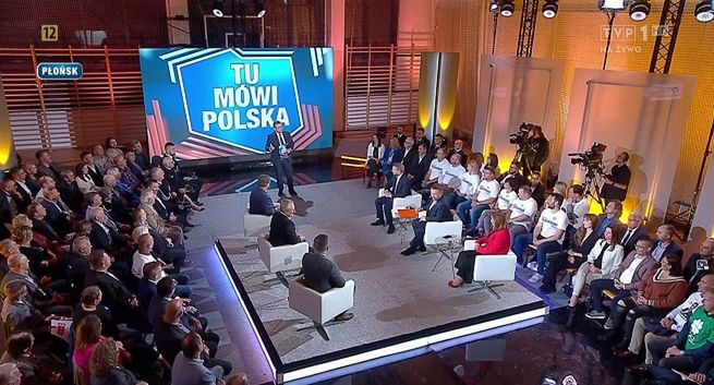 Koniec programu Adriana Klarenbacha w TVP1