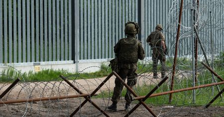 "To nie jest pomyłka". Wojsko chce fabryki bunkrów