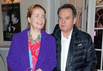 Dramat córki znanych aktorów. Nie mogła wrócić z dzieckiem do Polski