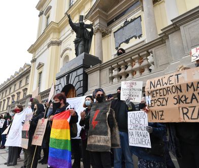 Strajk Kobiet. Kacprzak: "Ataki na świątynie, to najlepsze, co mogło się władzy przydarzyć" [OPINIA]