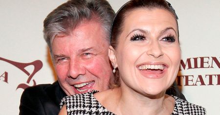 Katarzyna Skrzynecka czule żegna Emiliana Kamińskiego i wspomina: "Zasuwaliśmy boso na czworaka ze szmatami i wiadrami..."