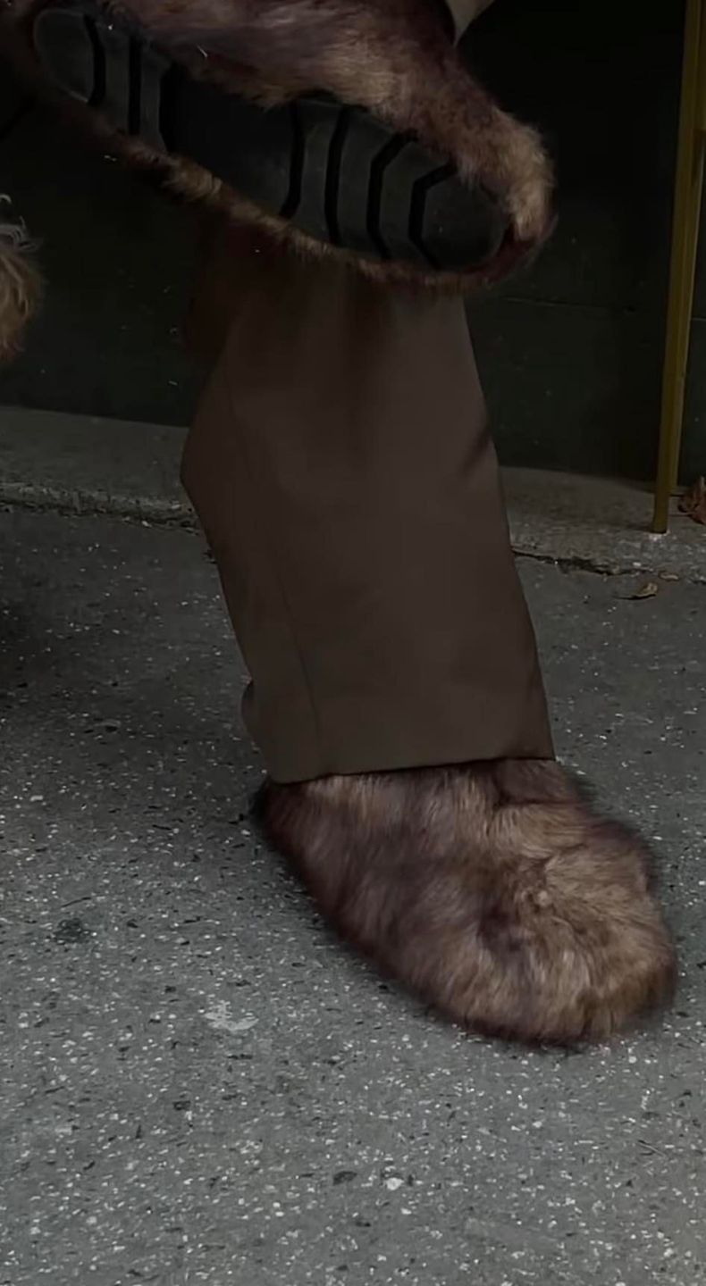 Buty Jessiki Mercedes przypominają jej psa