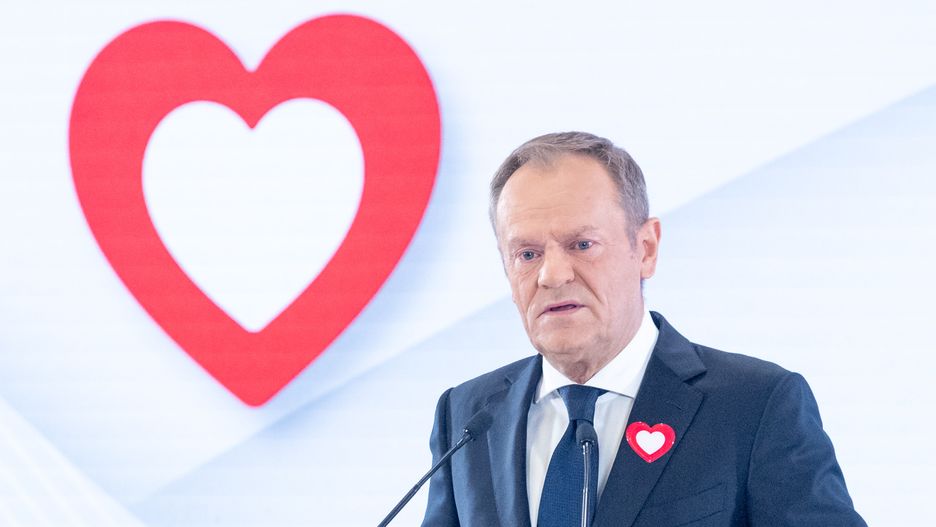 Donald Tusk speaches during the meeting of members of the Civil Platform (PO)  in Warsaw, Poland on November 13, 2022. (Photo by Foto Olimpik/NurPhoto via Getty Images)