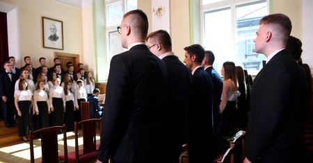 Matura 2020. Co z zakończeniem roku szkolnego? Kiedy dzieci wrócą do szkoły?