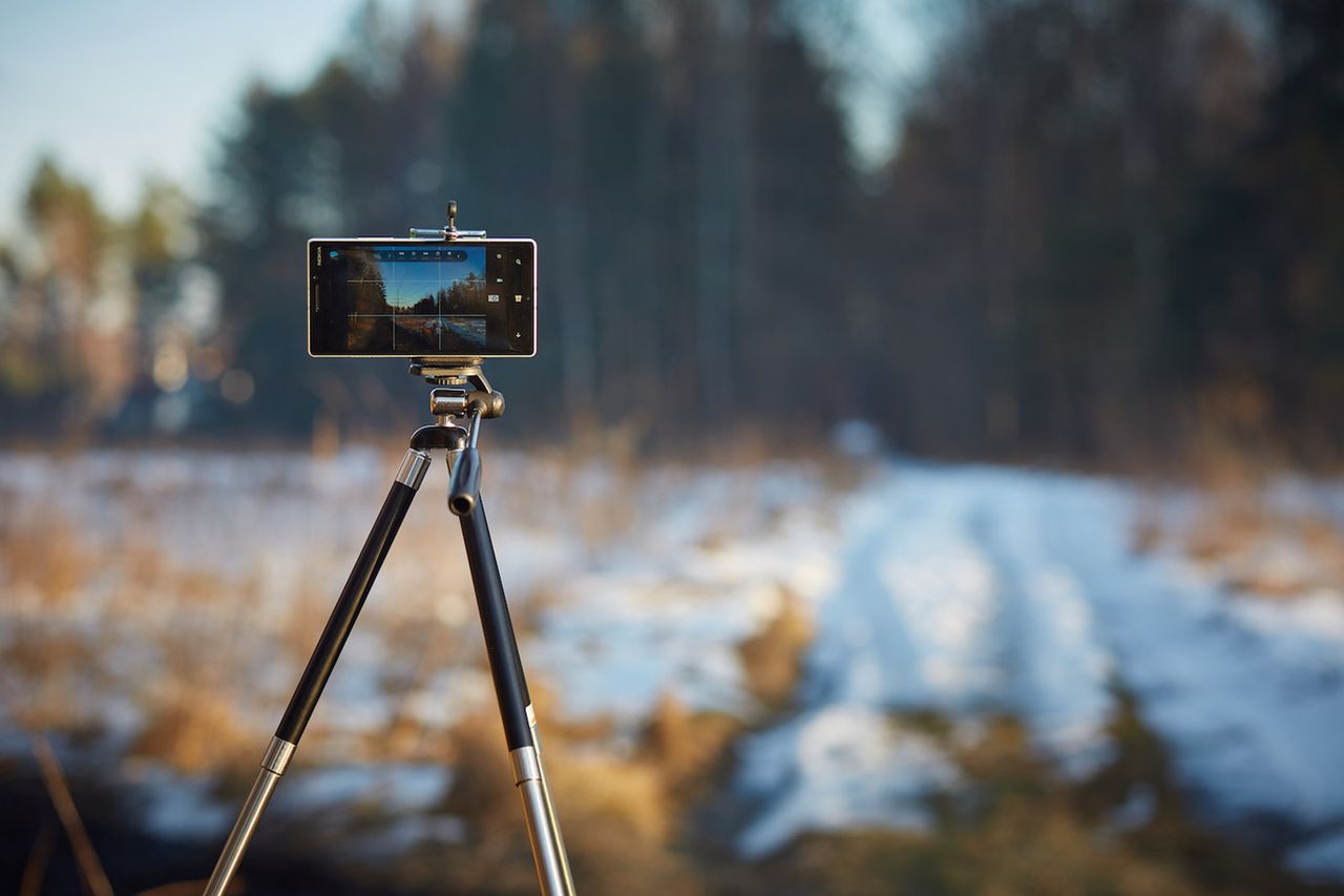 Dobry aparat w smartfonie - co to właściwie znaczy? Zobacz, na co zwrócić uwagę wybierając telefon fotograficzny