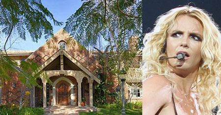 Britney: "Pozbywam się resztek przeszłości"