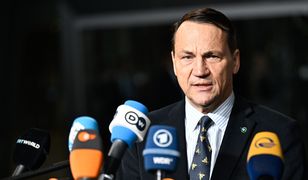 Trwa spór o ambasadorów. Sikorski podał liczbę