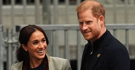Teraz każdy może zjeść kolację z Harrym i Meghan Markle. Trzeba za nią SŁONO zapłacić