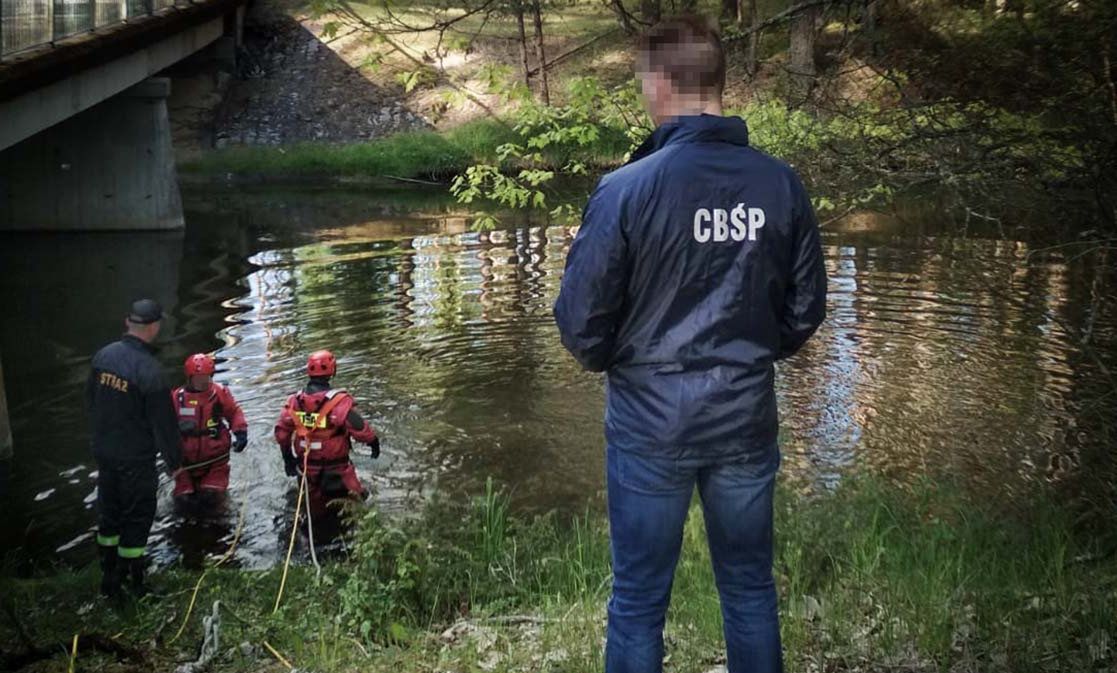 Specgrupa policji odzyskała skradzione sejfy i kosztowności