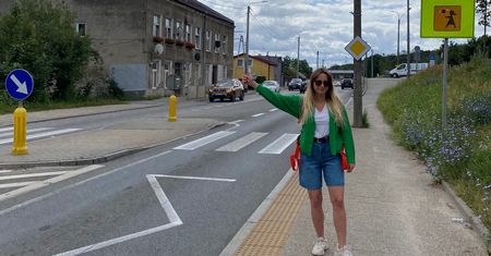 Jak się jeździ stopem w Polsce? "Nigdy nie wiadomo, na kogo trafisz"