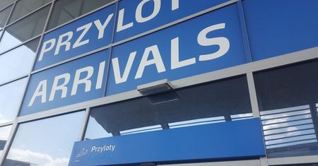 Rodzina z Turcji zatrzymana na Lotnisku Chopina za próbę lotu do Kanady z fałszywymi dokumentami