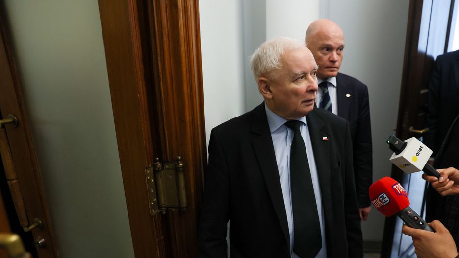 Jaros�aw Kaczy�ski
Leszek Szyma�ski
obrad, obrady, polityk polityka, pose�, posiedzenie, posiedze�, sejm, 10, 10., kadencji, kadnecja, X