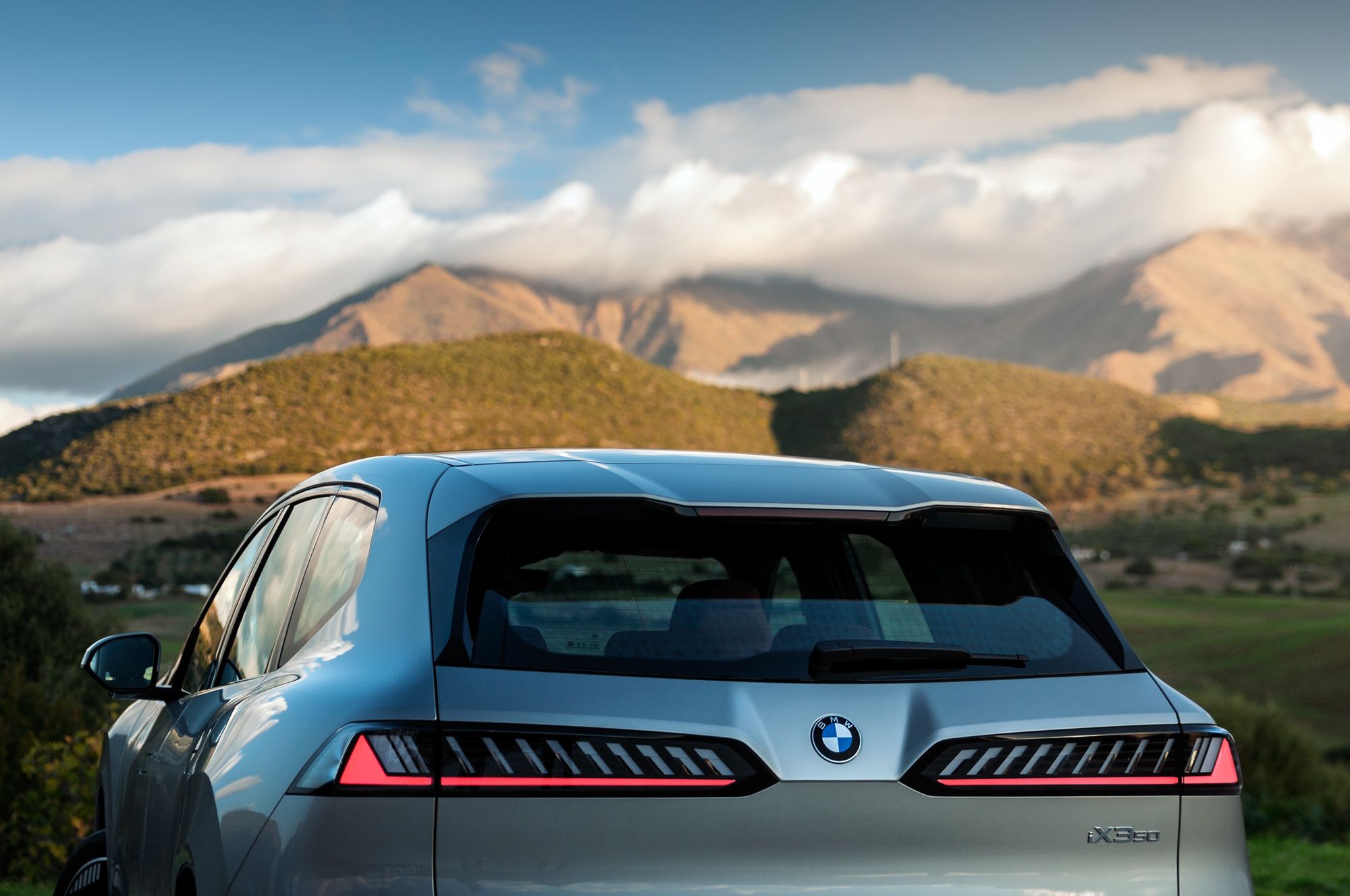 BMW iX3 50 xDrive (2025) - test, pierwsza jazda, recenzja