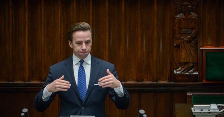 "Dziś w nocy mieliśmy atak". Bosak poinformował Tuska
