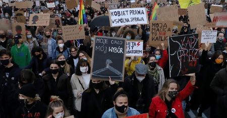Posłanka PiS o protestujących. Nie powściągnęła języka. Internauci oburzeni