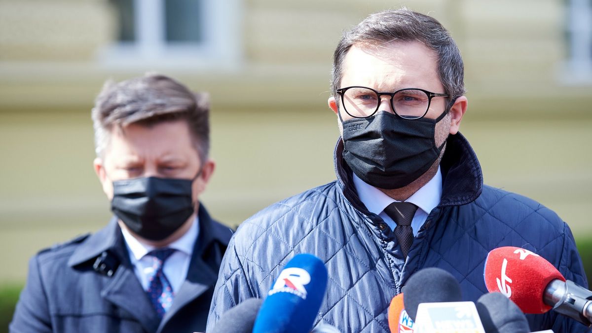 Rządowa Agencja Rezerw Strategicznych rozważa zakup respiratorów, które w 2020 r. kupiło Ministerstwo Zdrowia.