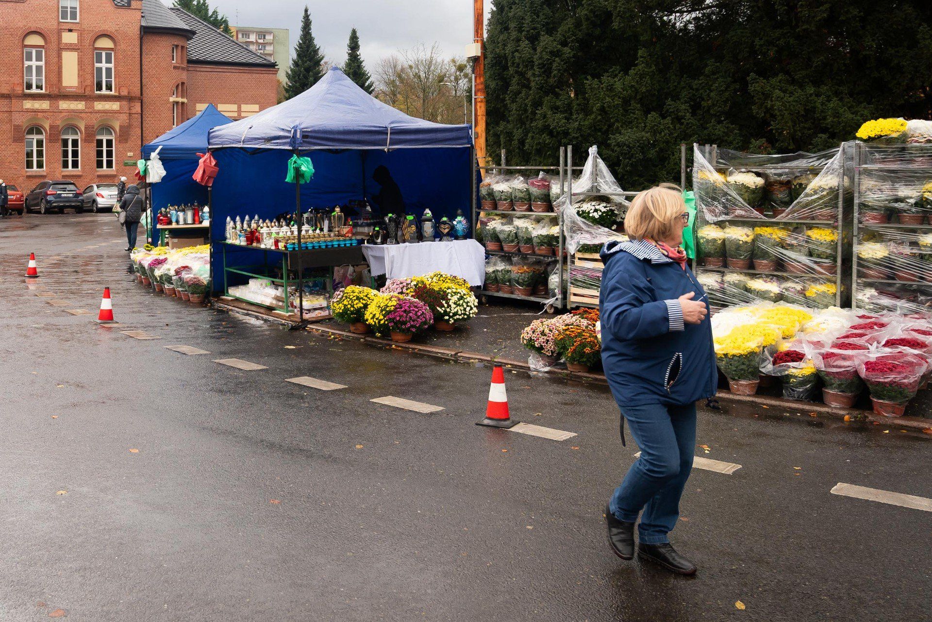 Trwają przygotowania na Cmentarzu Centralnym w Szczecinie