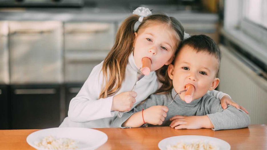 Kiełbaska z hot doga może zabić Twoje dziecko