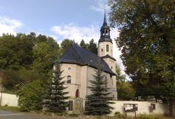 Setki ludzi utknęły w niemieckiej wiosce. Przejście możliwe tylko przez godzinę