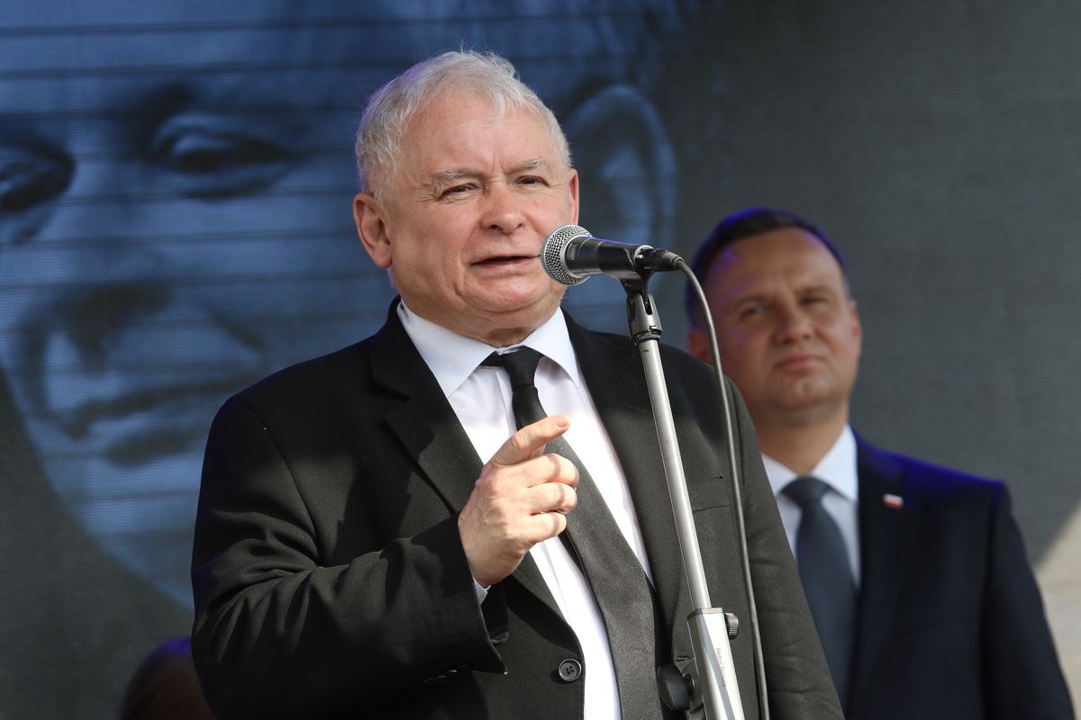 Zwolennicy "lex Tusk": prezes PiS Jarosław Kaczyński i prezydent Andrzej Duda