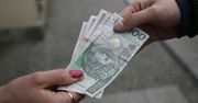 Sekretarz starostwa w Łomży zatrzymana. Osiem zarzutów, w tym fałszowanie dokumentów